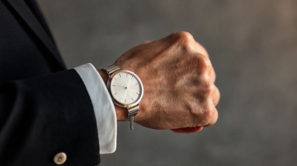 Top 5 bijoux masculins pour rehausser votre style